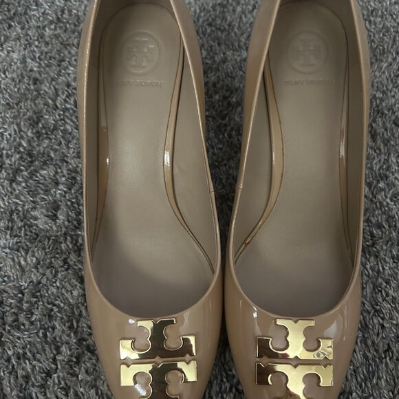 Tory Burch women's shoes size 7.5, beige, block heel, good condition - Picture 3 of 4